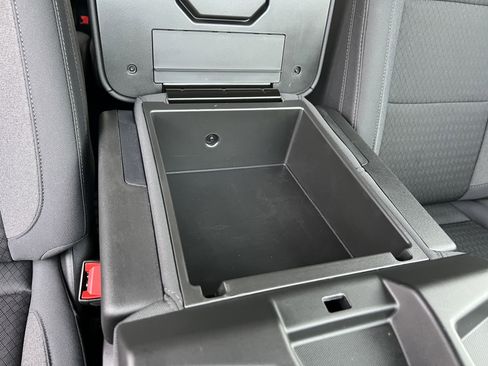 Used 2025 GMC Sierra 1500 Elevation image 24