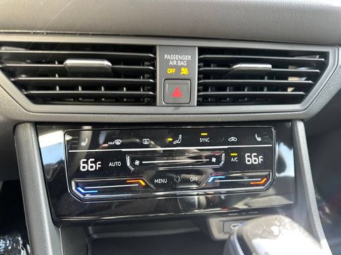 Used 2026 Volkswagen Jetta Sport FWD image 21