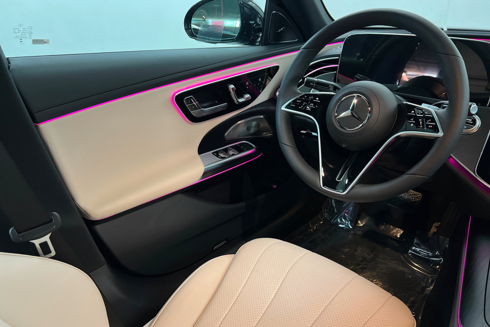 New 2026 Mercedes-Benz E 450 4MATIC Sedan image 11