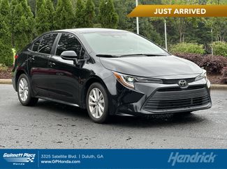 Used 2023 Toyota Corolla LE w/ LE Convenience Package FWD video 1