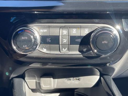 New 2026 Chevrolet Trax RS w/ Sunroof Package image 12