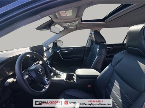 Used 2023 Toyota RAV4 Limited image 11
