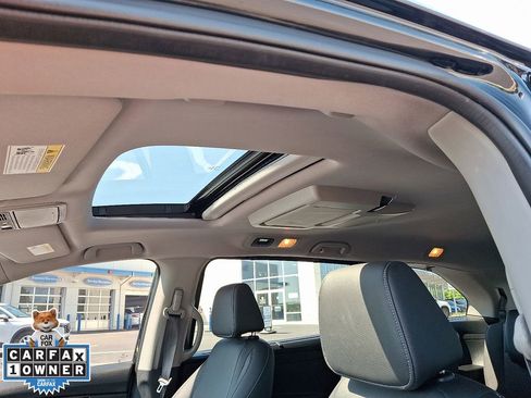 Used 2023 Honda Odyssey Touring image 19