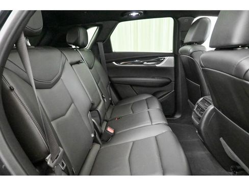 Used 2021 Cadillac XT5 Premium Luxury image 18