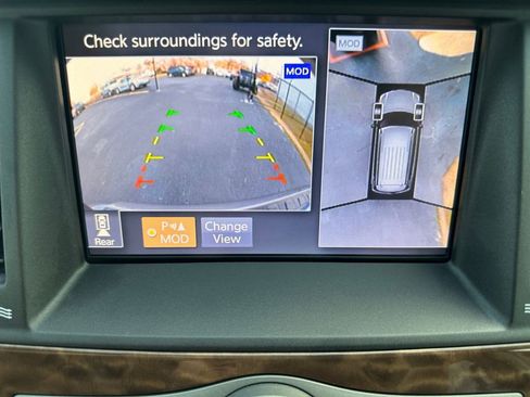 Used 2018 Nissan Armada SL w/ Moonroof Package image 21