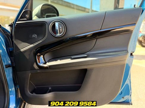 Used 2019 MINI Cooper Countryman w/ Premium Package FWD image 33