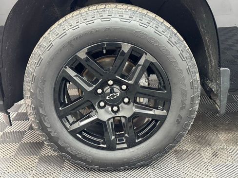 Used 2021 Chevrolet Silverado 1500 Custom w/ Rally Edition image 12