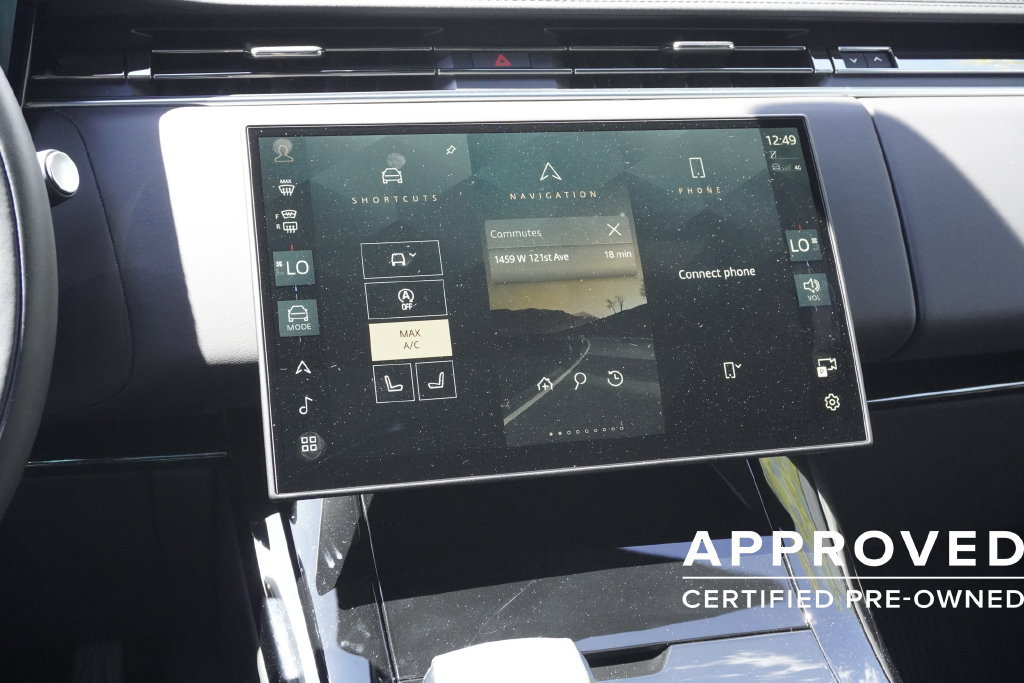 Used 2025 Land Rover Range Rover Sport SE AWD/4WD image 15
