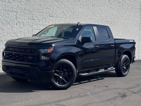 Used 2024 Chevrolet Silverado 1500 Custom w/ Turbomax Blackout Package image 2