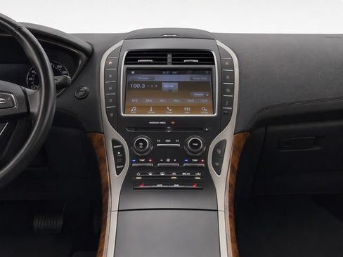 Used 2016 Lincoln MKX Select FWD image 14