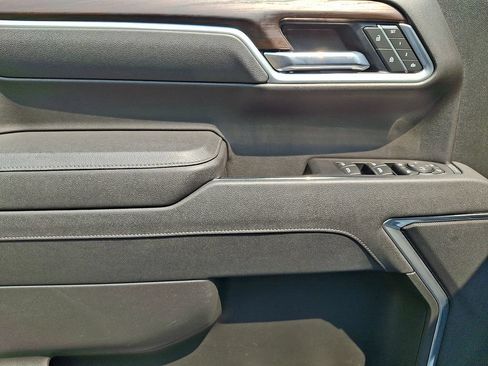 Used 2026 GMC Sierra 1500 SLT AWD/4WD image 12