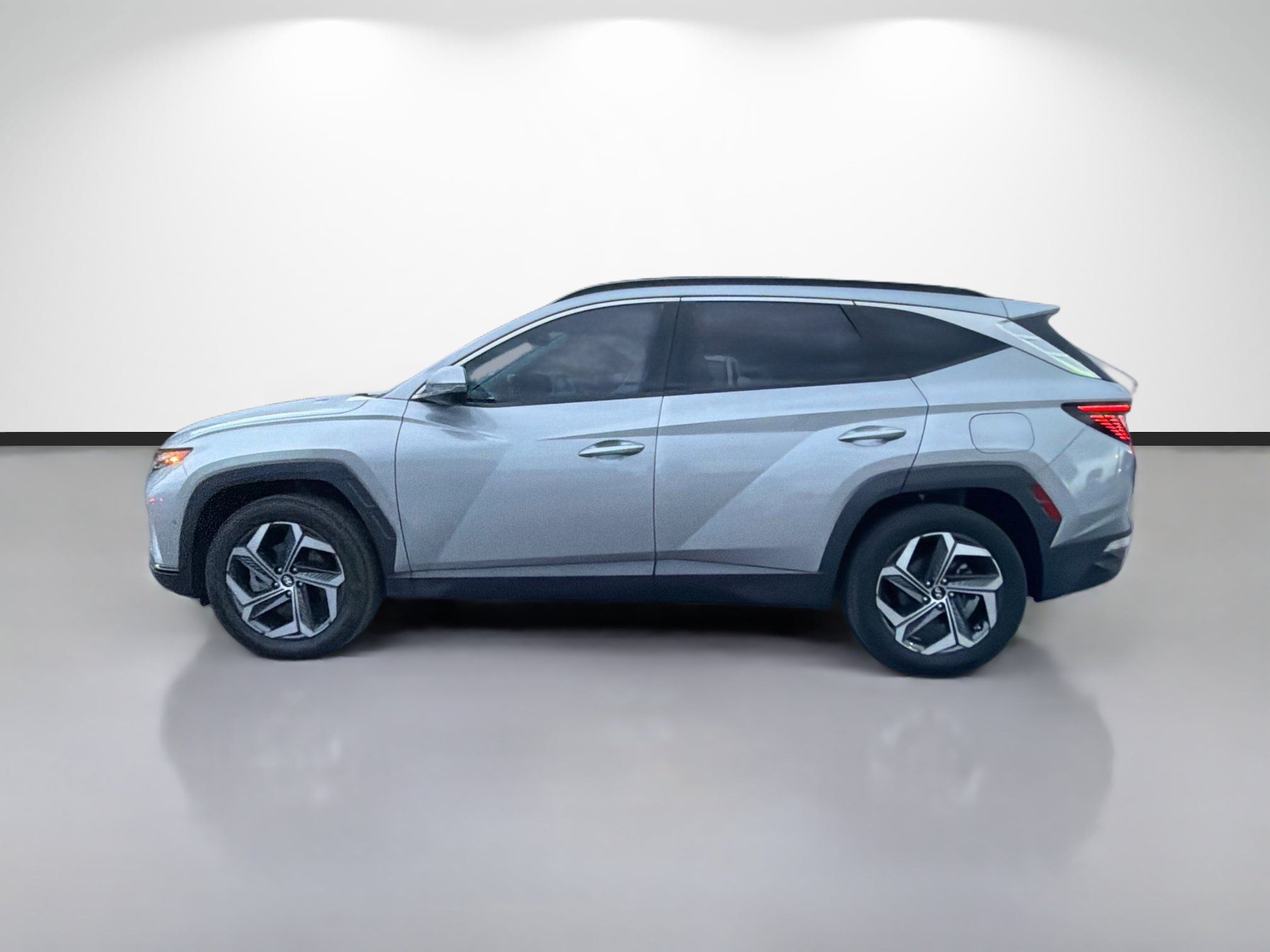 Used 2022 Hyundai Tucson Limited AWD/4WD image 6