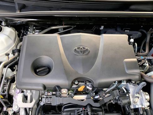 Used 2022 Toyota Camry XSE w/ Navigation Package image 31