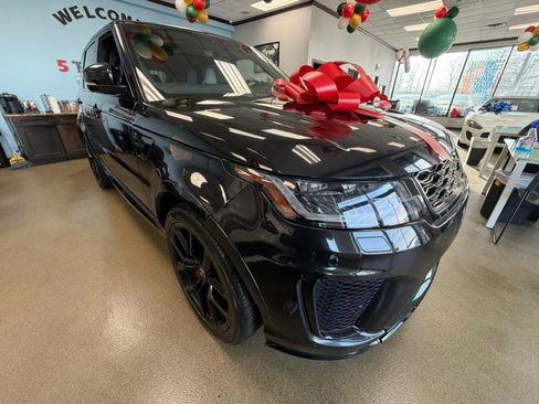 Used 2019 Land Rover Range Rover Sport SVR image 18