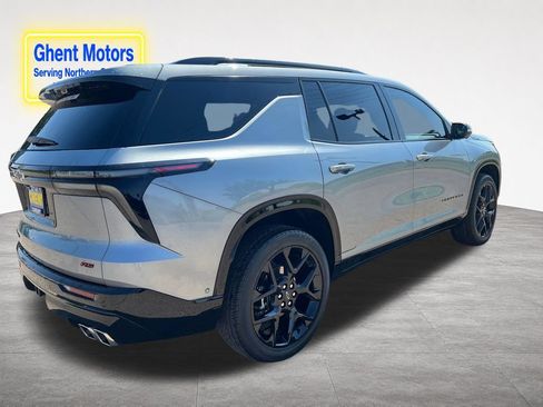 Used 2025 Chevrolet Traverse RS AWD/4WD image 5