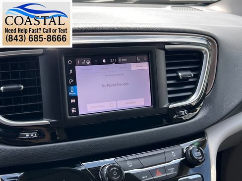 Used 2023 Chrysler Voyager LX FWD image 39