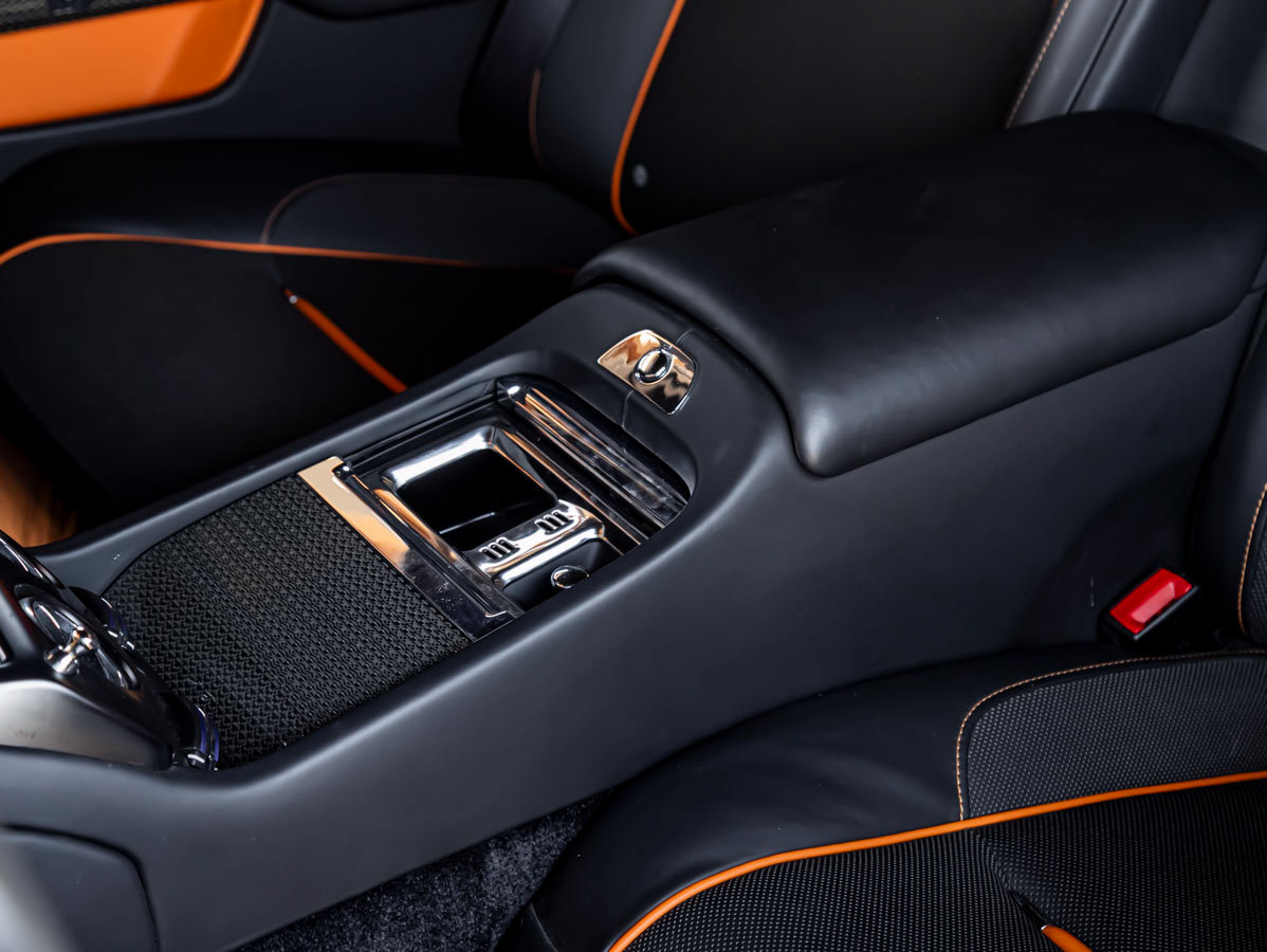 Certified 2018 Rolls-Royce Dawn RWD image 19