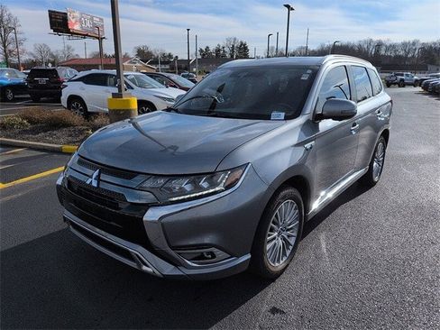 Used 2020 Mitsubishi Outlander GT image 3