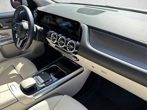 Used 2021 Mercedes-Benz GLA 250 image 30