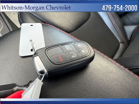 Used 2020 Jeep Cherokee Trailhawk w/ Comfort/Convenience Group AWD/4WD image 19