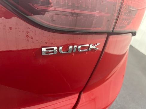 Used 2025 Buick Envision Preferred AWD/4WD image 43