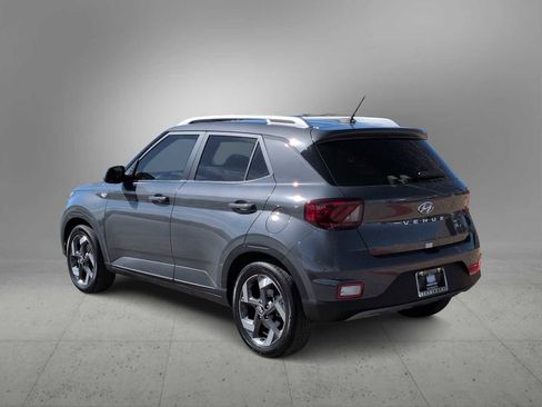 New 2026 Hyundai Venue SEL FWD image 6