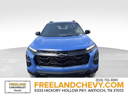 Used 2025 Chevrolet Equinox RS w/ Convenience Package III FWD image 9
