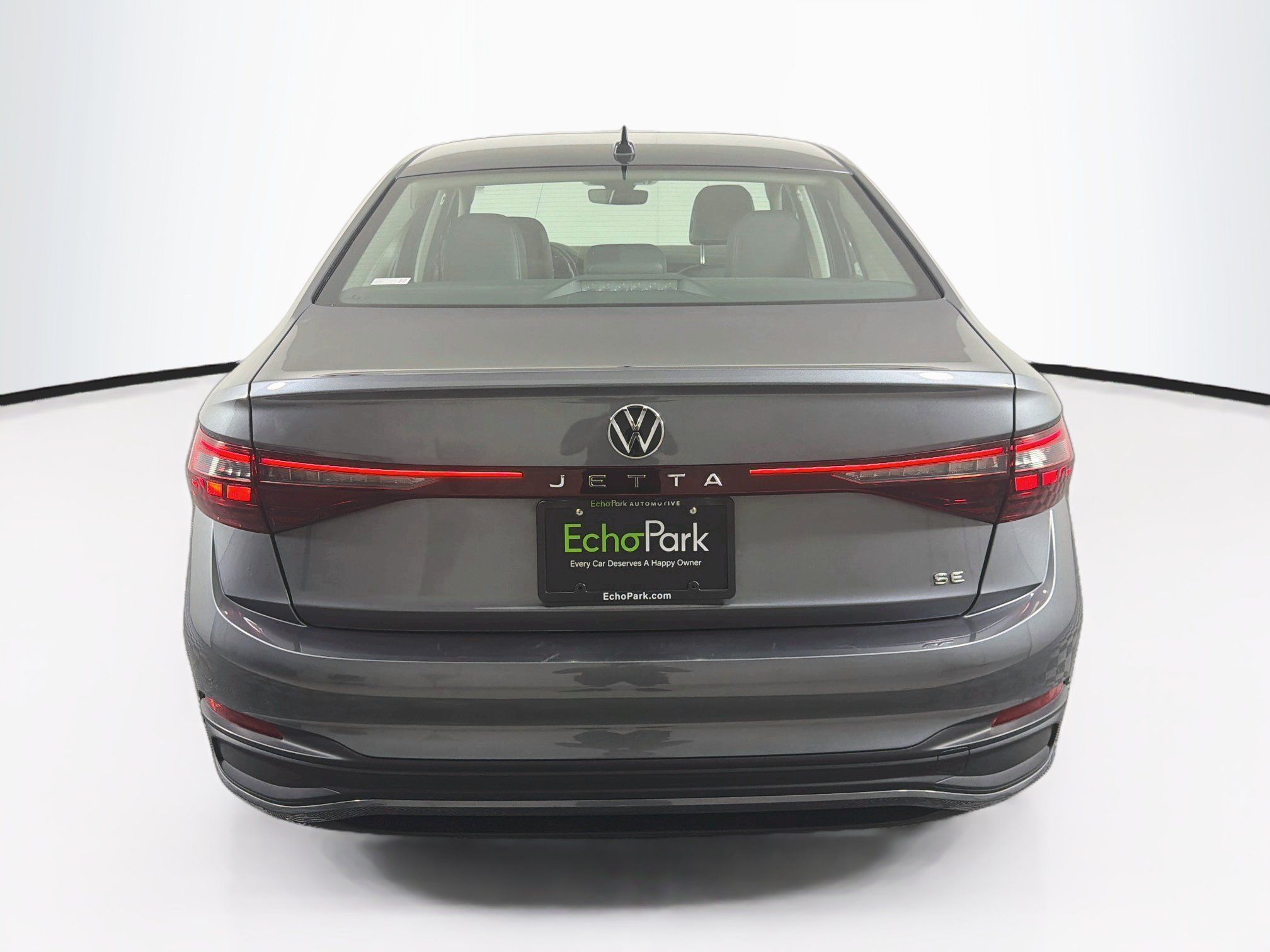 Used 2025 Volkswagen Jetta SE FWD image 7