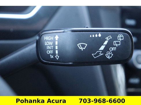 Used 2021 Volkswagen Tiguan SEL image 11