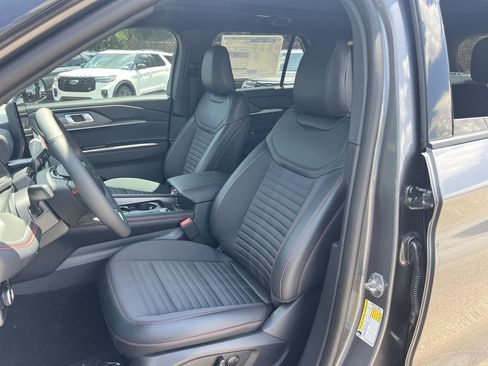 New 2026 Ford Explorer ST-Line w/ ST-Line Street Pack AWD/4WD image 17