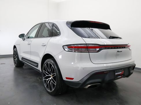 Used 2024 Porsche Macan AWD/4WD image 5