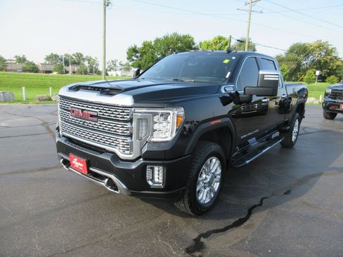 Used 2022 GMC Sierra 2500 Denali w/ Denali Ultimate Package AWD/4WD image 13