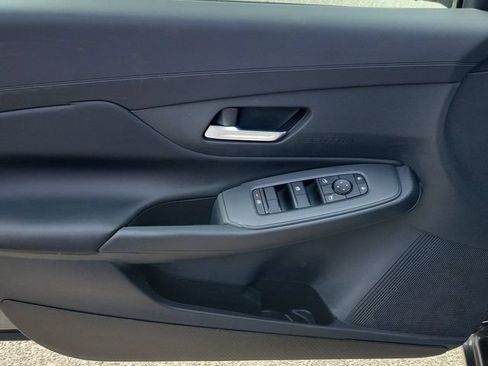 New 2026 Nissan Sentra SV w/ SV Convenience Package FWD image 6