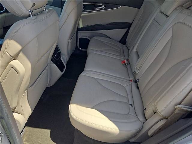 Used 2020 Lincoln Nautilus Reserve FWD image 17