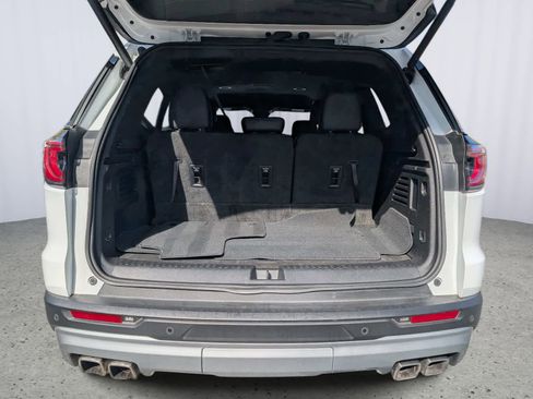 Certified 2024 GMC Acadia Elevation image 12