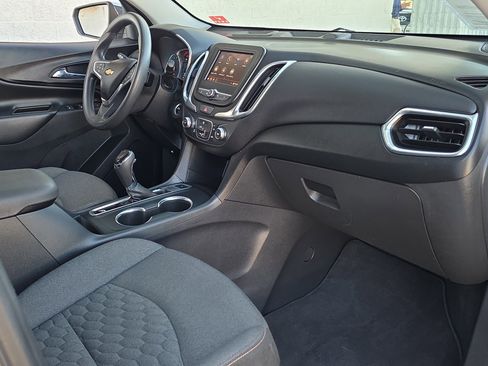 Used 2020 Chevrolet Equinox LT image 31