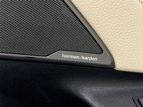 Used 2017 BMW 530i image 31