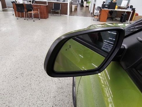 Used 2021 Hyundai Venue SEL FWD image 32