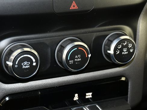 Used 2022 RAM 1500 Lone Star image 29