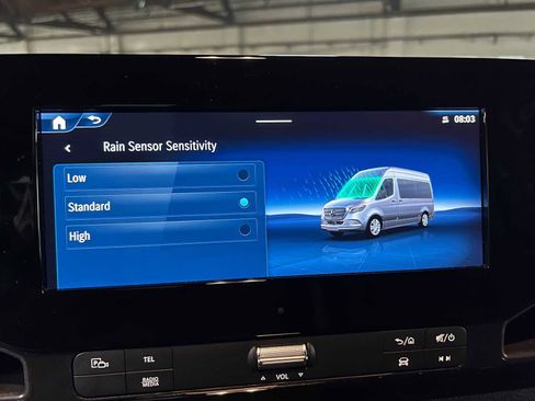 Used 2025 Mercedes-Benz Sprinter 2500 image 27