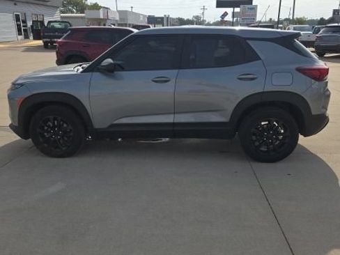 Used 2026 Chevrolet TrailBlazer LS w/ LS Convenience Package FWD image 6