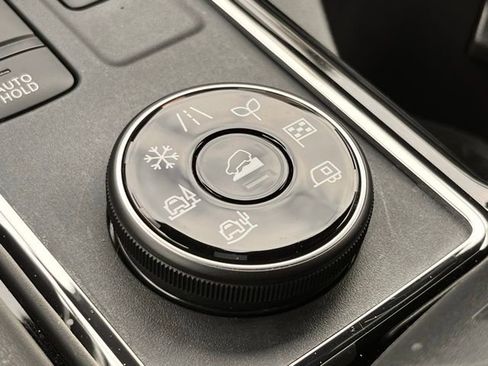 Used 2024 Nissan Pathfinder Rock Creek image 18