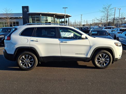 Used 2020 Jeep Cherokee Latitude Plus w/ Cold Weather Group image 7