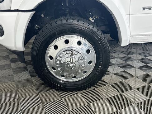 New 2026 RAM 4500 4x4 Crew Cab DRW image 16