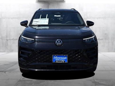 New 2026 Volkswagen Tiguan SE R-Line AWD/4WD image 4