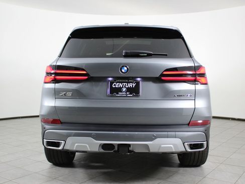 New 2026 BMW X5 xDrive40i w/ Climate Comfort Package image 10