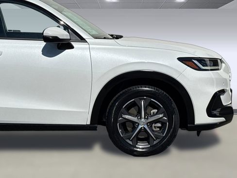 Certified 2024 Honda HR-V EX-L image 31