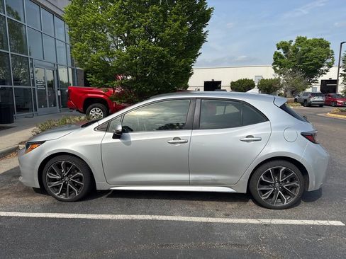 Used 2021 Toyota Corolla XSE FWD image 4