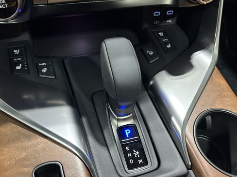 New 2026 Lexus LX 700h Luxury AWD/4WD image 26