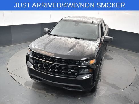 Used 2022 Chevrolet Silverado 1500 Custom w/ LPO, Blackout Package image 30